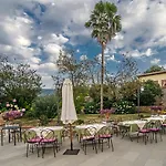 Cheli Hotel